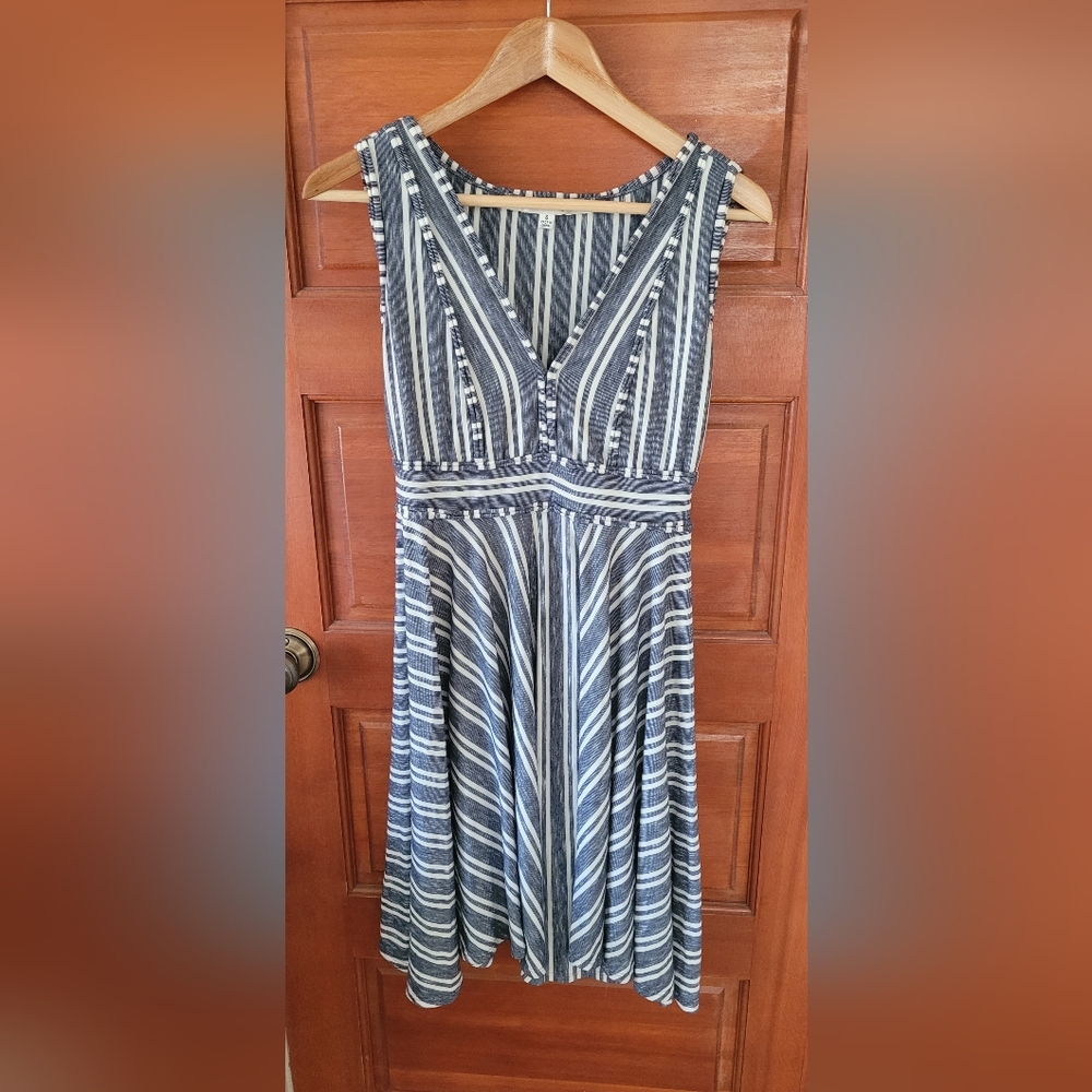 Max Studio Dress
